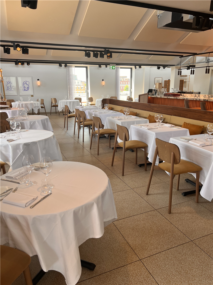 cornus 4032 dining room excellent-crop-v2.jpeg